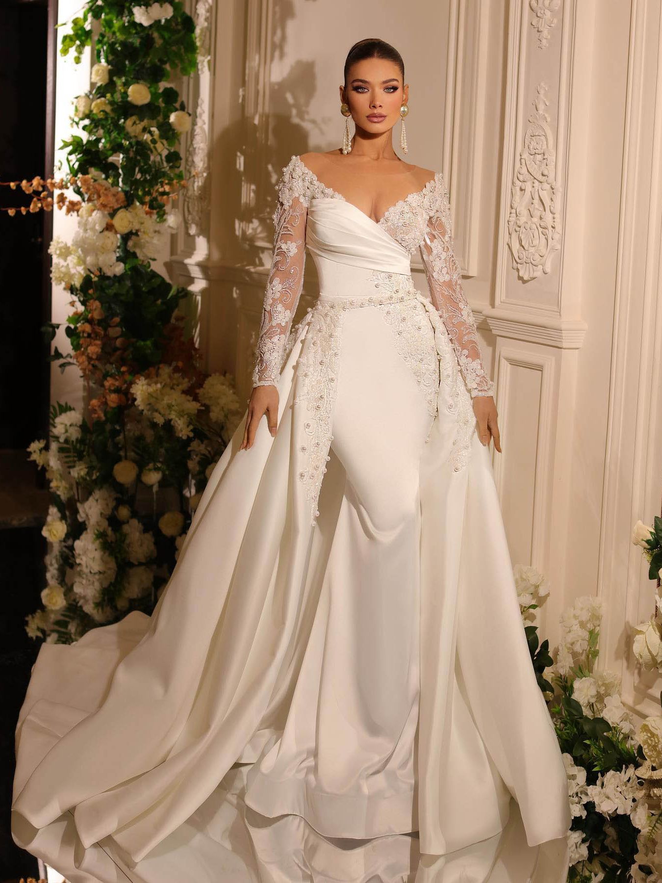 Royal Mermaid Wedding Dresses V Neck Long Sleeve 3D Flowers Lace Princess Glitter Vestido De Novia