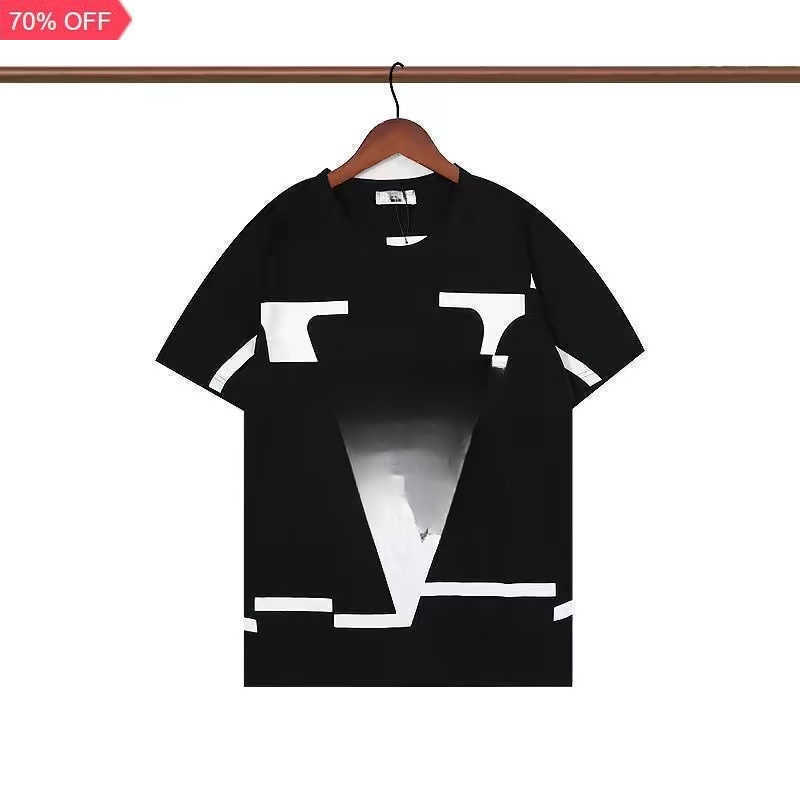 Short Sleeved t Shirt Mens Sweatshirt Designer T-shirt tee Pattern 3d Printed VLTN 100% Cotton Round Neck Pullover Tee Men Women Oversize Tshirt Sweatshirt 320
Short Sleeved t Shirt Mens Sweatshirt Designer T-shirt tee Pattern 3d Printed VLTN 100% Cotton Round Neck Pullover Tee Men Women Oversize Tshirt Sweatshirt 320