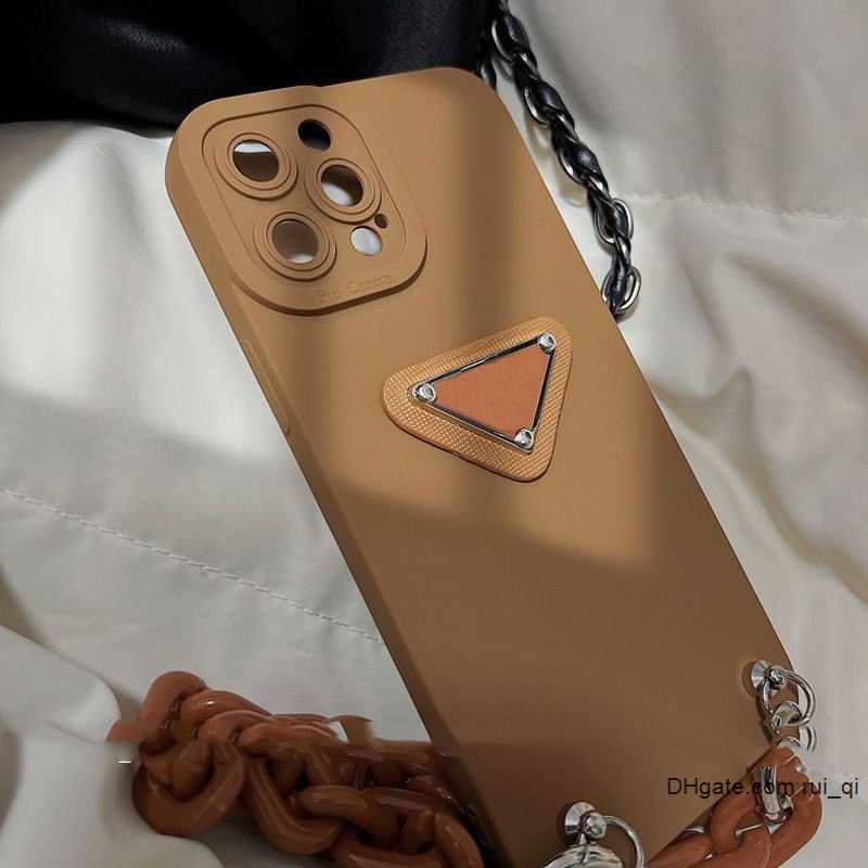 Case Phone With Chain Luxury Designer Classic Letter Mens Womens Shockproof Phones Cases High Quality For iPhone 13 11 12 pro 7 8 X XS ruiqi, Brown+chain
Case Phone With Chain Luxury Designer Classic Letter Mens Womens Shockproof Phones Cases High Quality For iPhone 13 11 12 pro 7 8 X XS ruiqi, Brown+chain