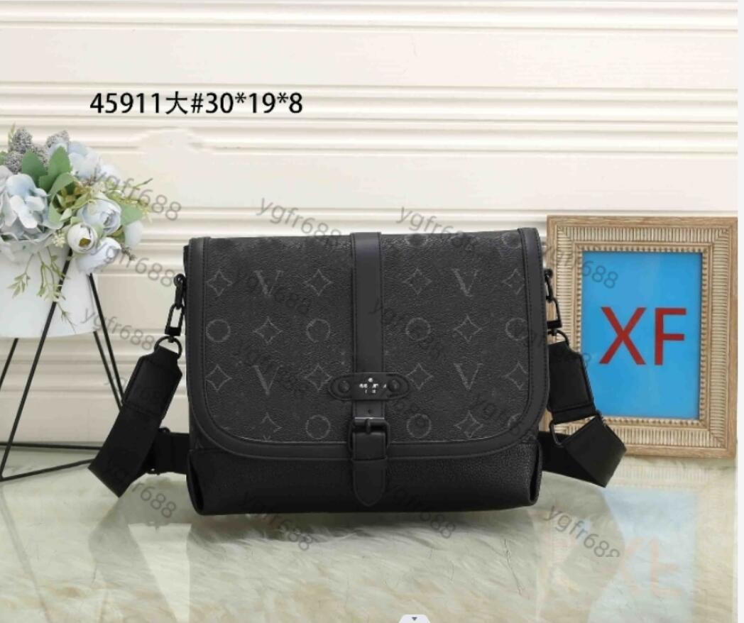 Men's Shoulder Bags man briefcase leather Crossbody bag totes Messenger bags wallet Satchel handbag business Leather Fashion Bags Travel backpack, Packing bag
Men's Shoulder Bags man briefcase leather Crossbody bag totes Messenger bags wallet Satchel handbag business Leather Fashion Bags Travel backpack, Packing bag