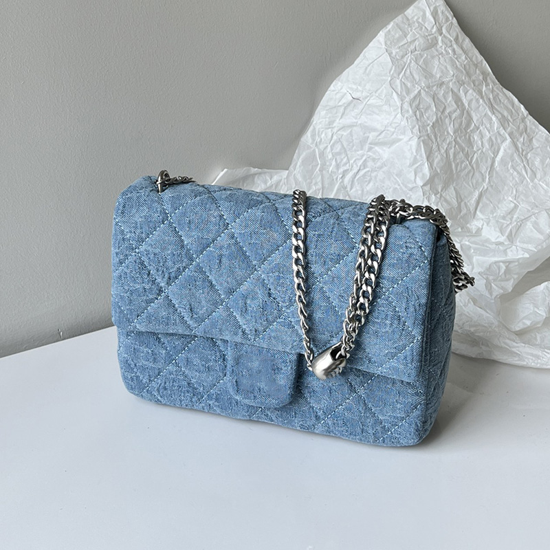 Womens Classic Mini Flap Denim Camellia Bags With Heart Love Crush Beads Valentine Collection Silver Metal Hardware Chain Crossbody Shoulder Handbags 20CM/24CM, Box
Womens Classic Mini Flap Denim Camellia Bags With Heart Love Crush Beads Valentine Collection Silver Metal Hardware Chain Crossbody Shoulder Handbags 20CM/24CM, Box