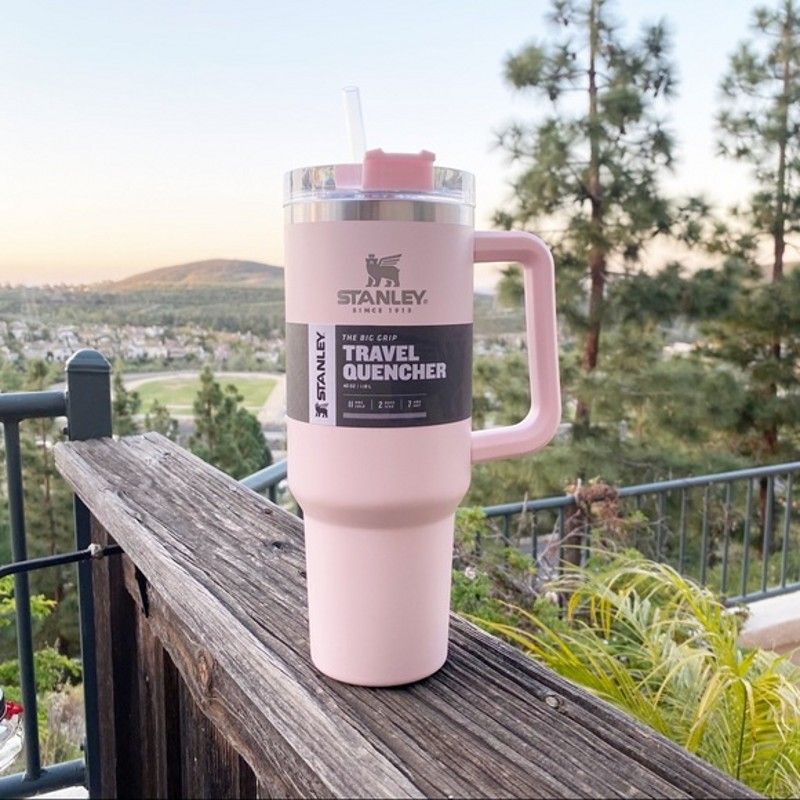 with Logo In 11 colors 40oz Stanley Tumblers With Handle Car Mugs Insulated Cups With Lids and Straws Stainless Steel Coffee Tumbler Termos Cups 5544, White
with Logo In 11 colors 40oz Stanley Tumblers With Handle Car Mugs Insulated Cups With Lids and Straws Stainless Steel Coffee Tumbler Termos Cups 5544, White