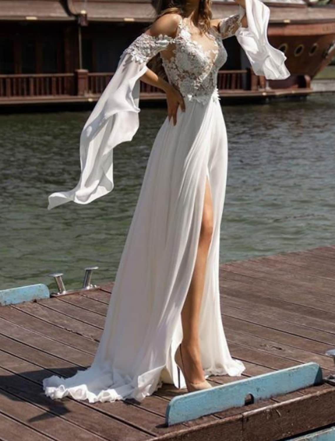 Beach Boho Wedding Dress 2023 Sheer Long Sleeve Off Shoulder Chiffon Lace Split Front Bridal Gowns Women Summer Sexy Robe de Mariage