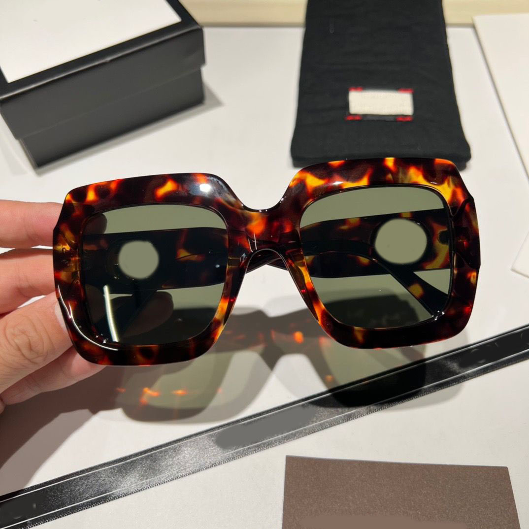 Navy blue womens sunglasses big frame designer glasses leopard print shades lunette homme fashion accessories trendy UV protection sunglasses for women PJ069 C23
Navy blue womens sunglasses big frame designer glasses leopard print shades lunette homme fashion accessories trendy UV protection sunglasses for women PJ069 C23