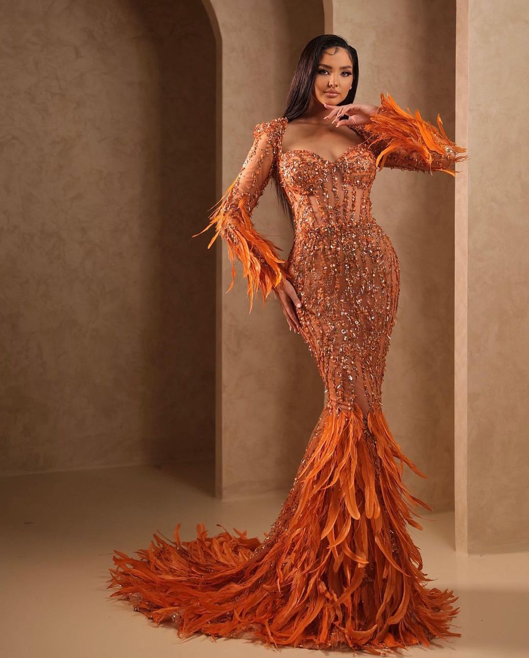 Sparkly Mermaid Evening Dresses Long Sleeves V Neck Beaded Appliques Sequins 3D Lace Feather Train Floor Length Prom Dresses Formal Gowns Plus Size Go