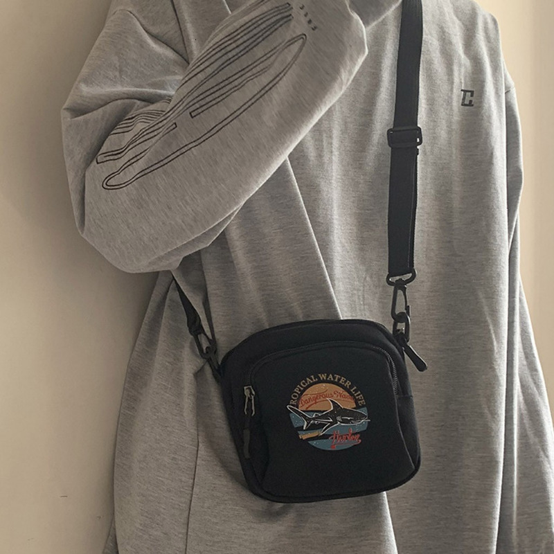 Waist Bags Fashion Korean style Harajuku ladies student shark canvas bag monochrome shoulder mini messenger hand purse 230323