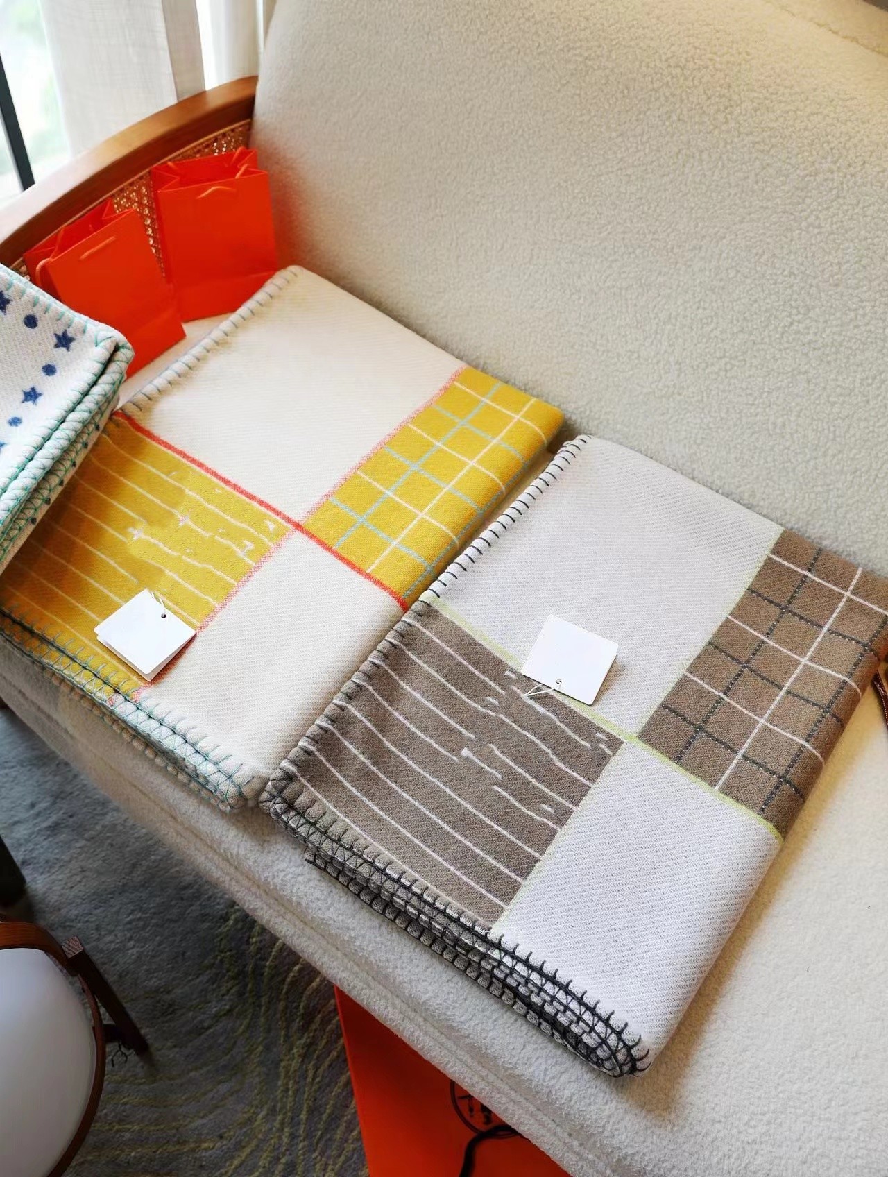 90% Wool Yellow Camel Kawayi H Blankets GOOD Quailty Thick Home Sofa good quailty blanket kids Boy Girl Child 100&135cm Kids Size
90% Wool Yellow Camel Kawayi H Blankets GOOD Quailty Thick Home Sofa good quailty blanket kids Boy Girl Child 100&135cm Kids Size