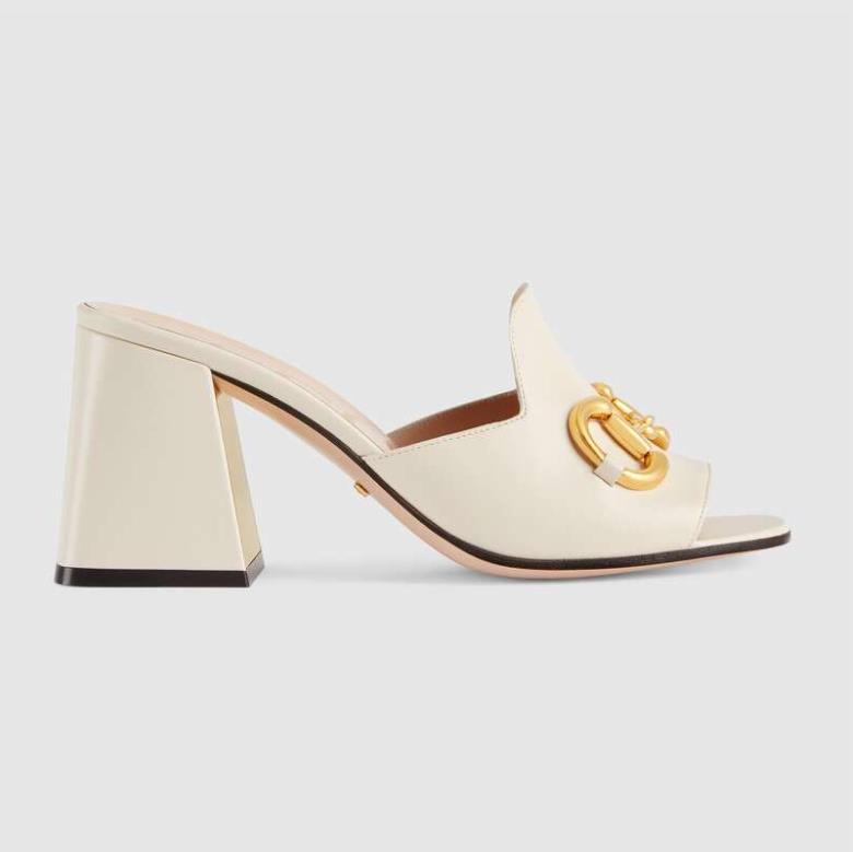 2023 Luxury G Blondie luxury Sandals Designer women Flip flops Slipper Fashion Genuine Leather slides Metal Chain Ladies Casual shoes with box
2023 Luxury G Blondie luxury Sandals Designer women Flip flops Slipper Fashion Genuine Leather slides Metal Chain Ladies Casual shoes with box