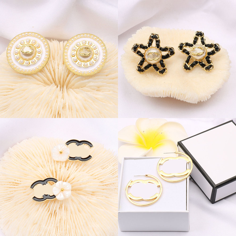 23ss 20style Mixed Brand Designer Double Letters Stud Hoop 18K Gold Plated 925 Silver Circle Round Women Rhinestone Pearl Earring Wedding Party Jewerlry
23ss 20style Mixed Brand Designer Double Letters Stud Hoop 18K Gold Plated 925 Silver Circle Round Women Rhinestone Pearl Earring Wedding Party Jewerlry