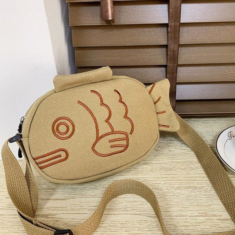 Waist Bags Cute Canvas Messenger Bag Embroidery Fish Shape Torebka Listonoszka Portable Zippered Small Purses Handbags Mini Crossbody Bag 230324
