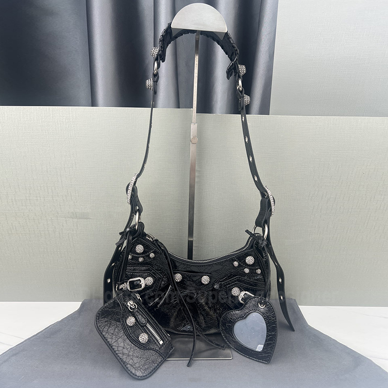 Le Cagole Motorcycle handbags Bags tote shoulder bag Women lady luxury Designers Genuine leather crossbody wallet purse Pochette Vintage Crocodile Denim Stone, Carton
Le Cagole Motorcycle handbags Bags tote shoulder bag Women lady luxury Designers Genuine leather crossbody wallet purse Pochette Vintage Crocodile Denim Stone, Carton