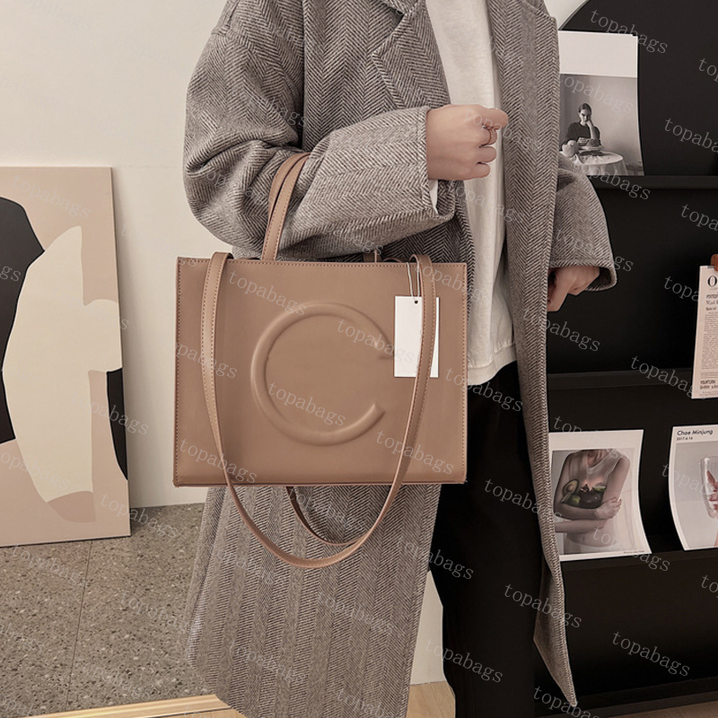 The Tote Bag Women Designer Bags Luxury Handbags New Fashion Crossbody Shoulder Bags Totes Handbag Channel Bag, Item1 black
The Tote Bag Women Designer Bags Luxury Handbags New Fashion Crossbody Shoulder Bags Totes Handbag Channel Bag, Item1 black