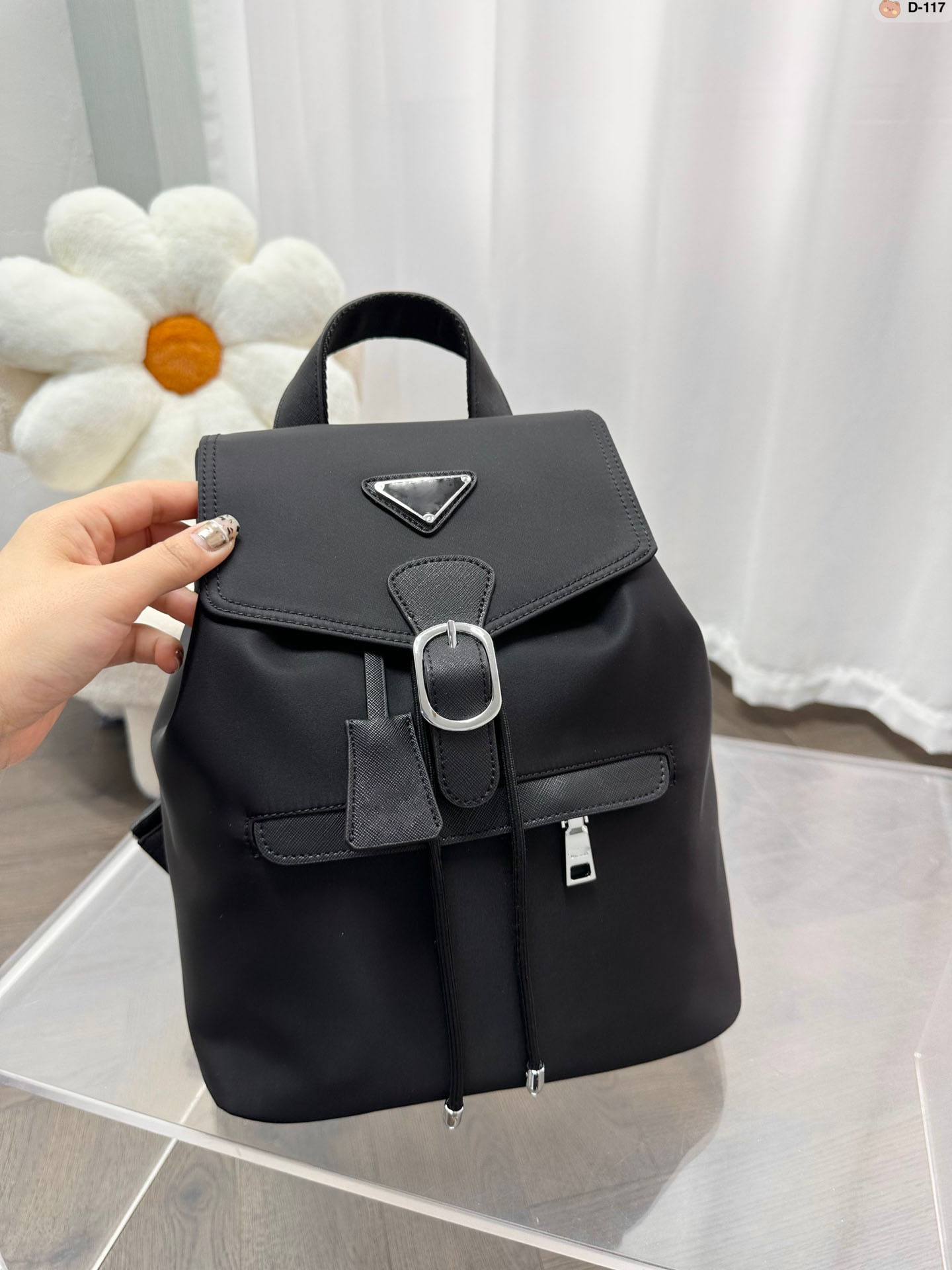 NEW Designer Nylon Backpack Women Shoulder Bags Classic Unisex Handbags Man Black Back Pack Triangle Sign Metal Zipper Quality Men Multi Pockets School bag totes, ..
NEW Designer Nylon Backpack Women Shoulder Bags Classic Unisex Handbags Man Black Back Pack Triangle Sign Metal Zipper Quality Men Multi Pockets School bag totes, ..
