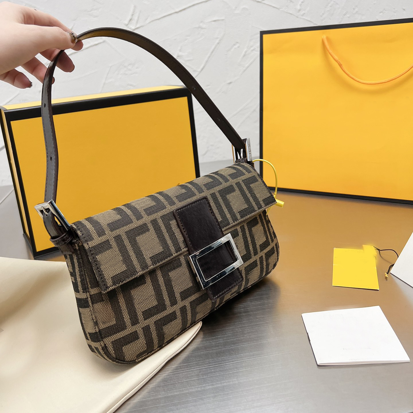 Baguette bag Axillary bags F wallet 2023 Luxurys high designers Quality Women handbag Fashion handbags mother classic Artwork clutch cossbady Medieval purse totes, Army green
Baguette bag Axillary bags F wallet 2023 Luxurys high designers Quality Women handbag Fashion handbags mother classic Artwork clutch cossbady Medieval purse totes, Army green