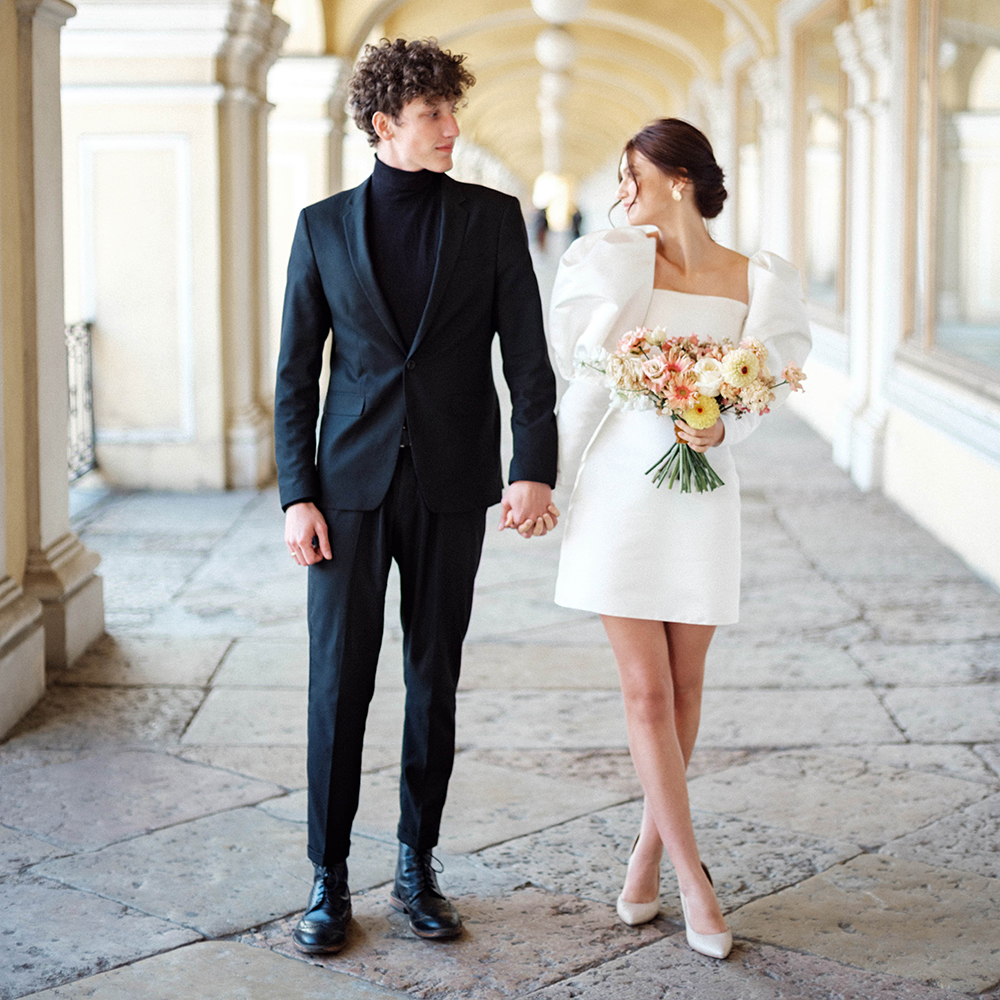 Long Bubble Sleeves Satin Micro Wedding Dress Drop Ship Custom Made Simple Above Knee Mini Length Ivory Bridal Gowns Vestido de Noiva 2023