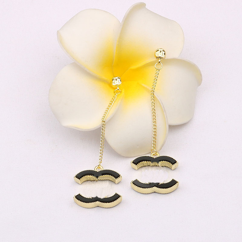 Womens Stud Designers Earrings 18K Gold Plated Earring Ear Stud Designer Brand Letter Crystal Rhinestone Pearl Geometric Classic Women Wedding Party Jewerlry 8163
Womens Stud Designers Earrings 18K Gold Plated Earring Ear Stud Designer Brand Letter Crystal Rhinestone Pearl Geometric Classic Women Wedding Party Jewerlry 8163