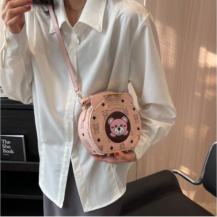 13376 Women Luxurys Designers Bags Crossbody High Quality Handbags Womens Purses Shoulder Shopping Totes Bag
13376 Women Luxurys Designers Bags Crossbody High Quality Handbags Womens Purses Shoulder Shopping Totes Bag