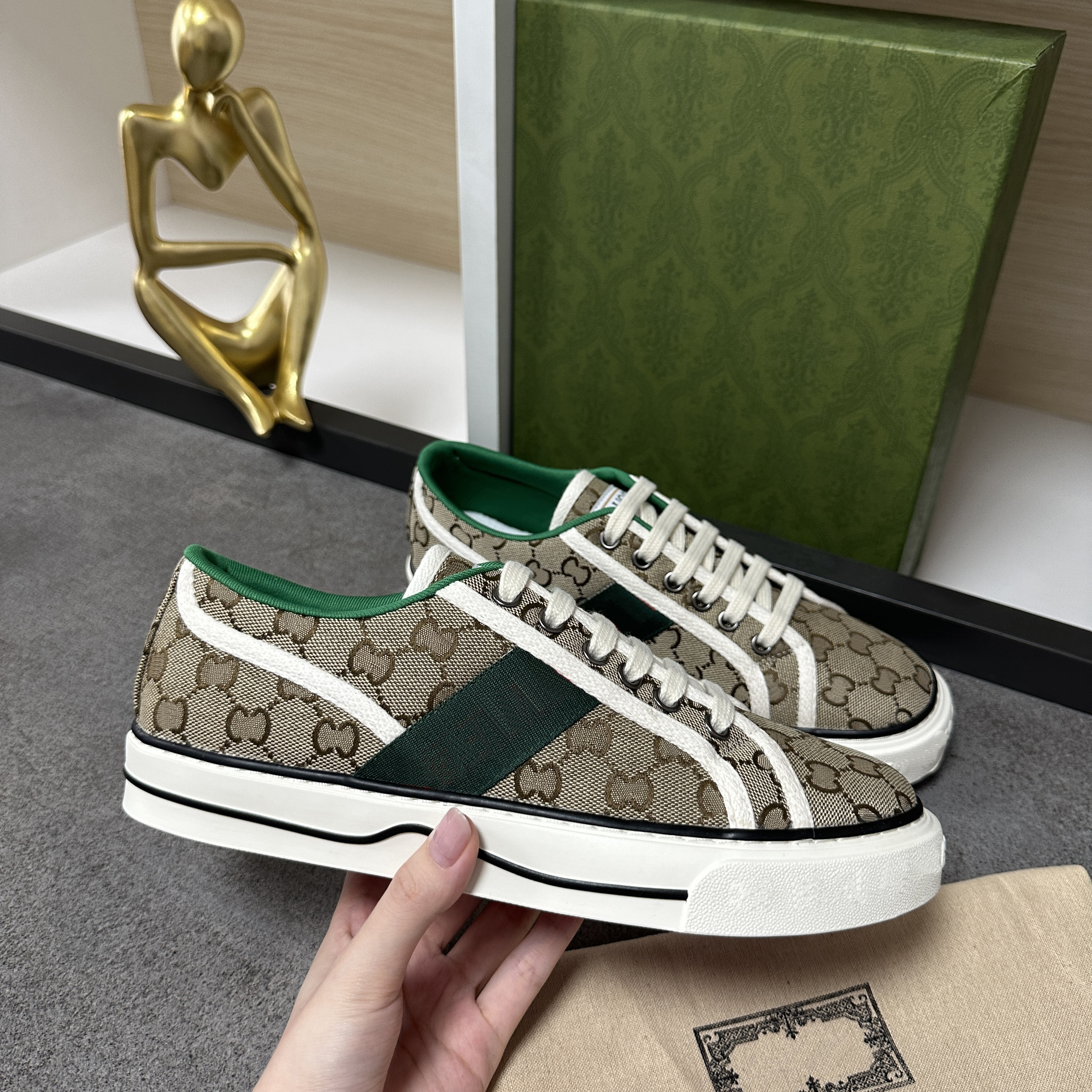 Tennis 1977 Canvas Casual shoes Luxurys Designers Womens Shoe Italy Green And Red Web Stripe Rubber Sole Stretch Cotton Low Top Mens Sneaker