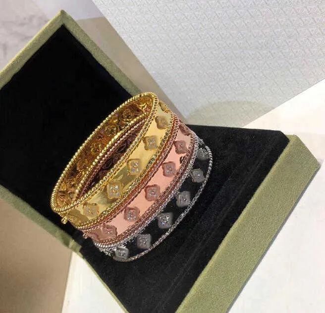 Fashion designer bracelet gold diamond cuff bracelet high quality kaleidoscope female rose gold diamond clover bracelet
Fashion designer bracelet gold diamond cuff bracelet high quality kaleidoscope female rose gold diamond clover bracelet