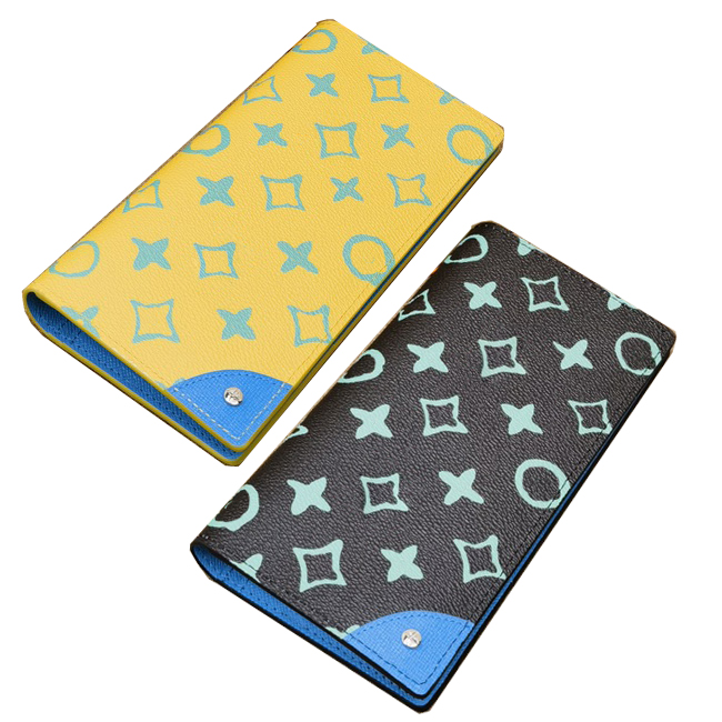23SS Luxurys Designers Brazza Wallets For Women Bags Wallets Playground Doodle Flower Bag Canvas Coating Ladies Travel Wallet Coin Purse 19CM With Original Box, Black
23SS Luxurys Designers Brazza Wallets For Women Bags Wallets Playground Doodle Flower Bag Canvas Coating Ladies Travel Wallet Coin Purse 19CM With Original Box, Black