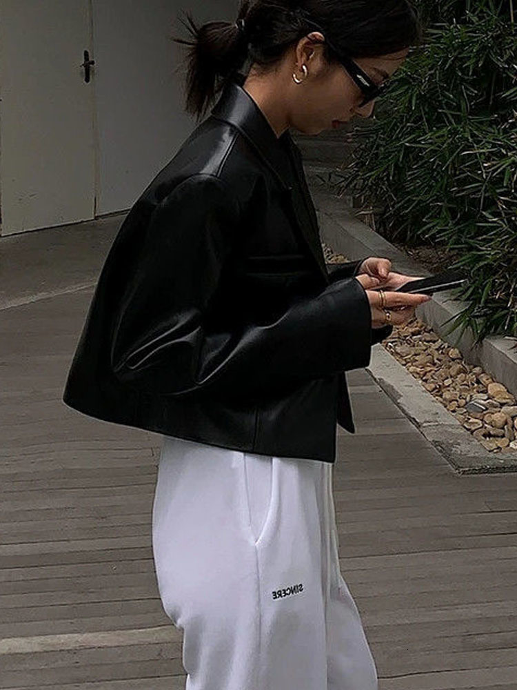 Women's Jackets Short Black Leather Women Summer Streetwear Korean Fashion PU Biker Female High Waist Outerwear Moto Coat 230324