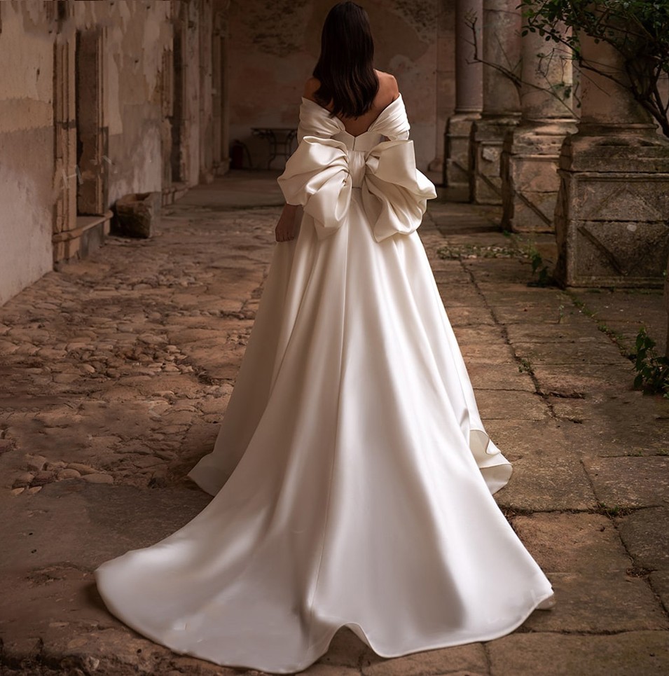 Elegant Wedding Dress 2 In 1 Bow Sleeveless Bride Gown 2023 Sweetheart Off the Shoulder Satin A-Line Court Train Princess Vestido de Noiva Mariage