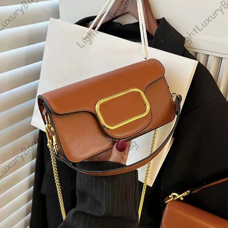 Women Designer Bags Handbags Shoulder Saddle Fashion Chain Bag Crossbody Beach Female Clutch Messenger Pink Soho Underarm Pochette 230324, Red
Women Designer Bags Handbags Shoulder Saddle Fashion Chain Bag Crossbody Beach Female Clutch Messenger Pink Soho Underarm Pochette 230324, Red