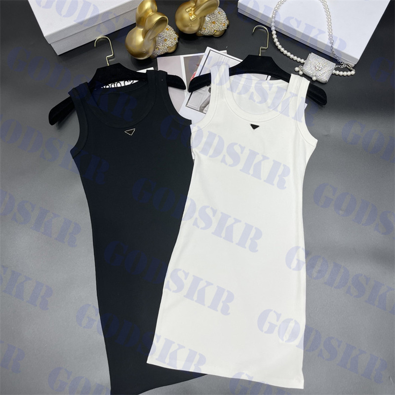 Designer Womens Tank Dress Triangle Badge Dresses Solid Knitted Tanks Skirt High Quality Slim Fit Skirts, Pls contact me real pic
Designer Womens Tank Dress Triangle Badge Dresses Solid Knitted Tanks Skirt High Quality Slim Fit Skirts, Pls contact me real pic