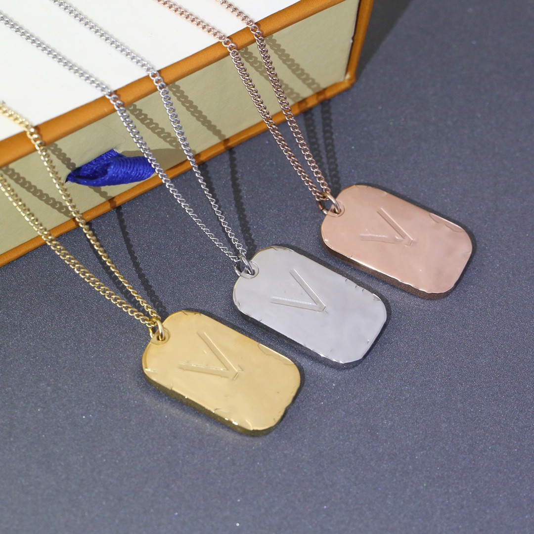 Classic Dog Tag Pendant Brand Designer Stainless Steel Necklace Letter Carved Jewelry Lover Gift NO Box
Classic Dog Tag Pendant Brand Designer Stainless Steel Necklace Letter Carved Jewelry Lover Gift NO Box