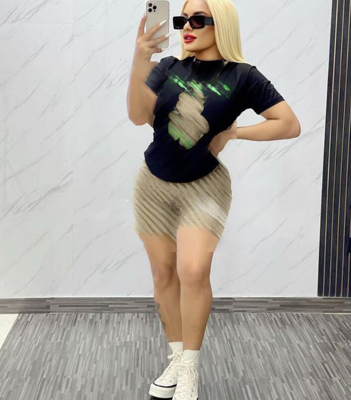 Womens Tracksuits 2023G Summer New Casual Print Two Piece Set Designer Brand Short Sleeve Shorts Womens suits