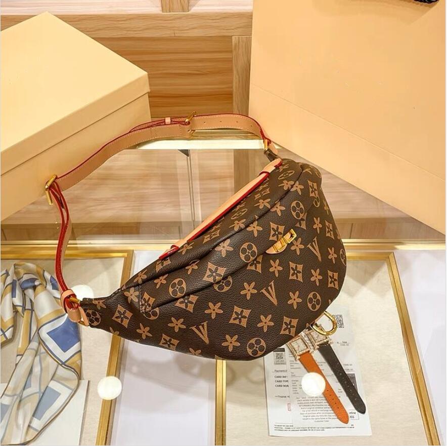 Fashion Famous Women Bumbag Cross Body Shoulder Bag Designer brown leather chest Bag Bum Unisex Waist Bags purse outdoor Duffel women waist bag's pack cycling Belt, Packing bag
Fashion Famous Women Bumbag Cross Body Shoulder Bag Designer brown leather chest Bag Bum Unisex Waist Bags purse outdoor Duffel women waist bag's pack cycling Belt, Packing bag