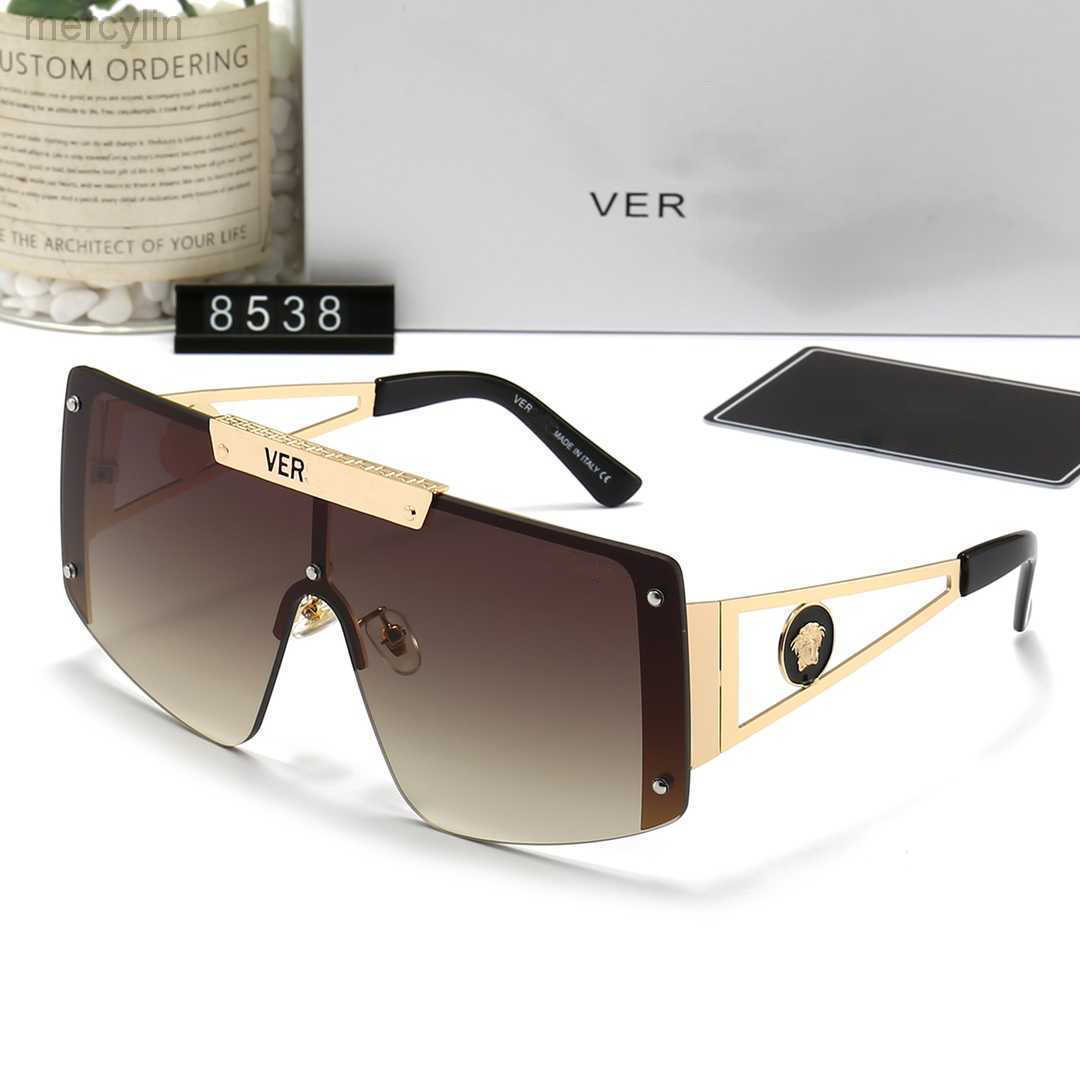 Luxury Designer Versage Sunglasses Men's Women's Vercace Sunglasses New Fashion Casual Polarized Sunglasses Large Frame Glasses Golden Brown 8538
Luxury Designer Versage Sunglasses Men's Women's Vercace Sunglasses New Fashion Casual Polarized Sunglasses Large Frame Glasses Golden Brown 8538