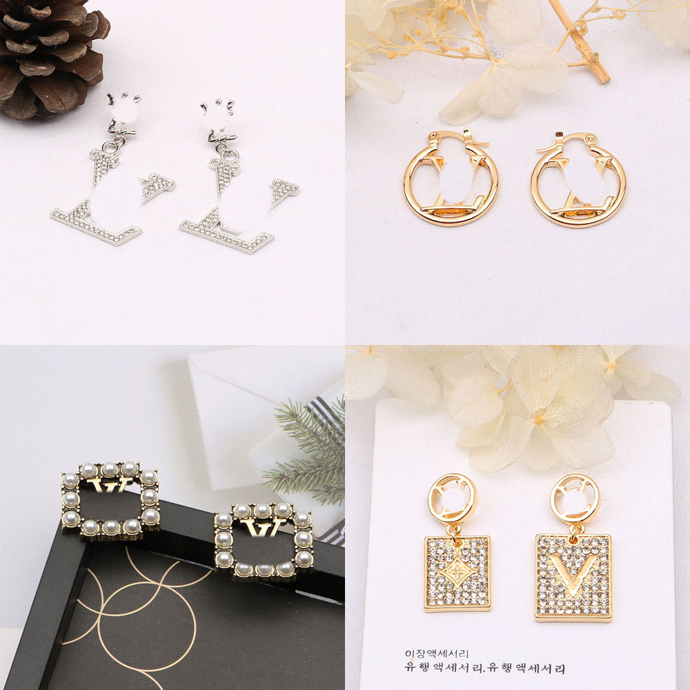 23ss 20style Mixed Designer V Letters Stud Hoop 18K Gold Plated 925 Silver Circle Women Crystal Rhinestone Pearl Earring Wedding Party Jewerlry
23ss 20style Mixed Designer V Letters Stud Hoop 18K Gold Plated 925 Silver Circle Women Crystal Rhinestone Pearl Earring Wedding Party Jewerlry
