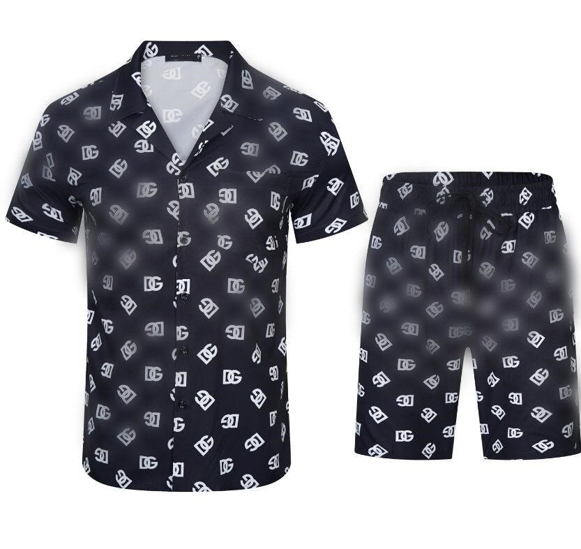 2023 Summer Tracksuits men's fashion Brand sportswear Jogging T-shirt suit Street beach shorts T-shirt sports ball suit casual suit men's suit GGss, Black
2023 Summer Tracksuits men's fashion Brand sportswear Jogging T-shirt suit Street beach shorts T-shirt sports ball suit casual suit men's suit GGss, Black
