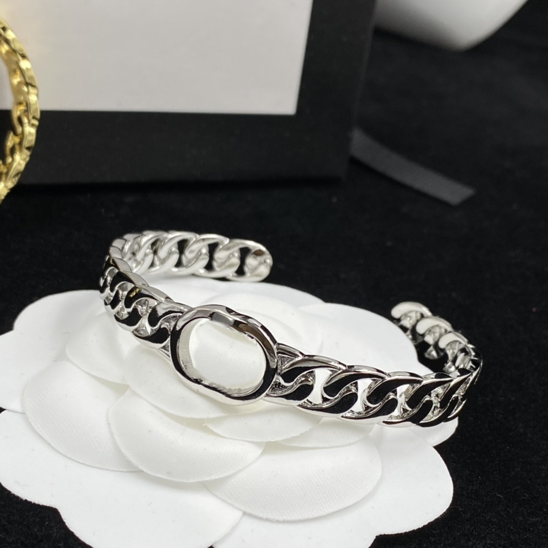 Silver Designer Lover Bangle Bracelet Letter Gold Luxury Braclets For Woman Fashion Jewelry Supply
Silver Designer Lover Bangle Bracelet Letter Gold Luxury Braclets For Woman Fashion Jewelry Supply