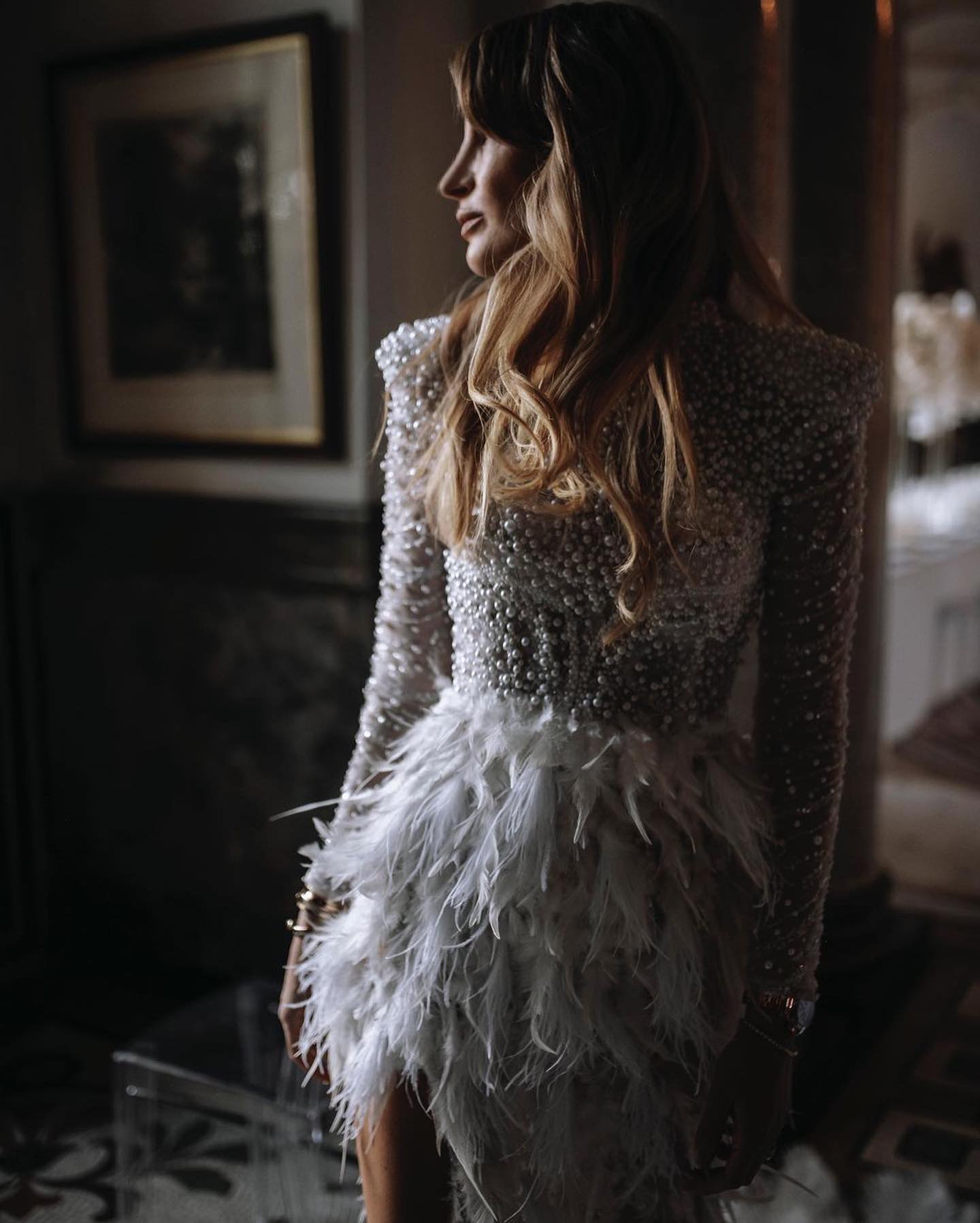 Pearls Round Neck Mermaid Wedding Dresses Fashion Full Sleeve Feather Bridal Gowns Custom Made Sweep High Split Vestido De Novia