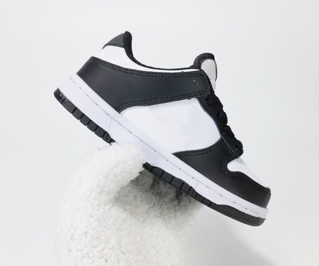 kids shoes sb dunks low sneakers designer Chunky dunke youth baby toddler trainers retro black pink kid infants shoe White Children boys girls dunky Sneak, 10000
kids shoes sb dunks low sneakers designer Chunky dunke youth baby toddler trainers retro black pink kid infants shoe White Children boys girls dunky Sneak, 10000