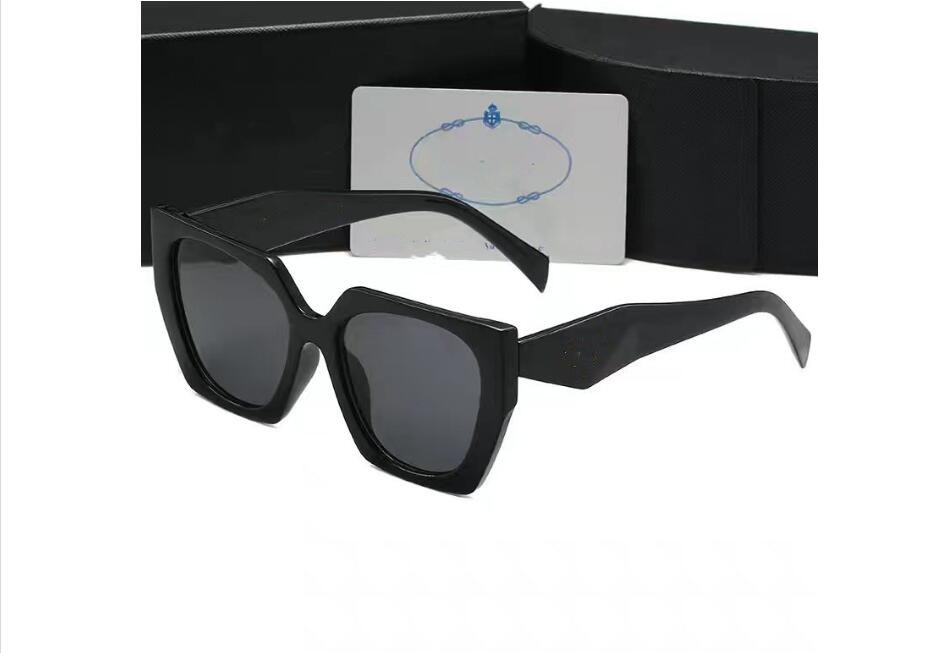 Europe eyewear designer sunglasses mens glasses eyeglass rimless fit men woman option shades polarize eye protection outdoor riding fashion classic beach
Europe eyewear designer sunglasses mens glasses eyeglass rimless fit men woman option shades polarize eye protection outdoor riding fashion classic beach