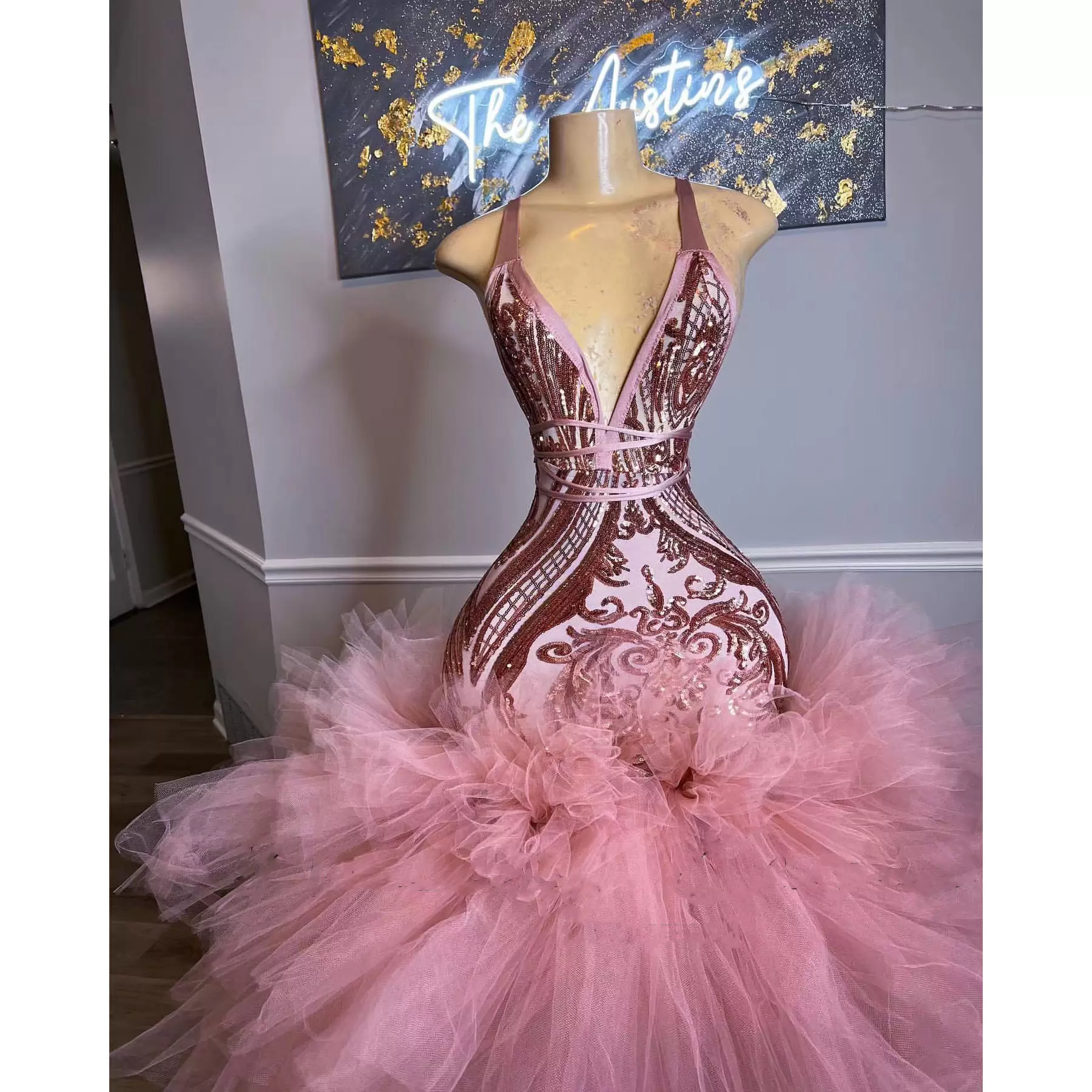 Sexy Backless Tutu Mermaid Prom Dresses Pink Sequined Long Special Occasion Gowns Brithday Party Wear African Black Girls Sleeveless V-Neck Enagement 