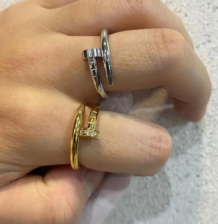 4mm 5mm 6mm titanium steel silver love ring men and women rose gold jewelry for lovers couple rings gift box
4mm 5mm 6mm titanium steel silver love ring men and women rose gold jewelry for lovers couple rings gift box