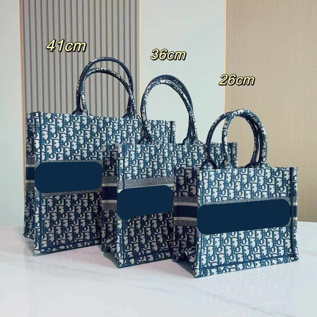Embroidered shopping CD bag Luxury classic brand 3A quality 41.5 cm blue-black canvas large capacity master women's backpack with scarves, #13 22.5cm blue
Embroidered shopping CD bag Luxury classic brand 3A quality 41.5 cm blue-black canvas large capacity master women's backpack with scarves, #13 22.5cm blue