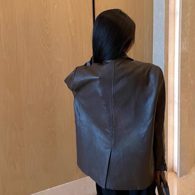 Women's Jacket Fashion Front Button Faux Leather Blazer Coat Spring Vintage Long Sleeve Flap Pockets Female Outerwear Chic Veste Femme 230324
