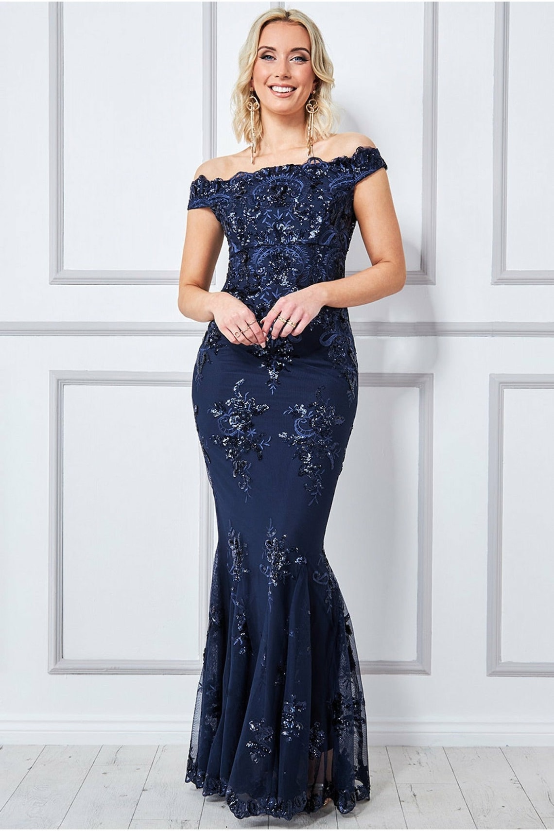 Navy Mermaid Evening Dresses Lace Appliqued Prom Gowns Off The Shoulder Neck Floor Length Tulle Formal Dress For Women