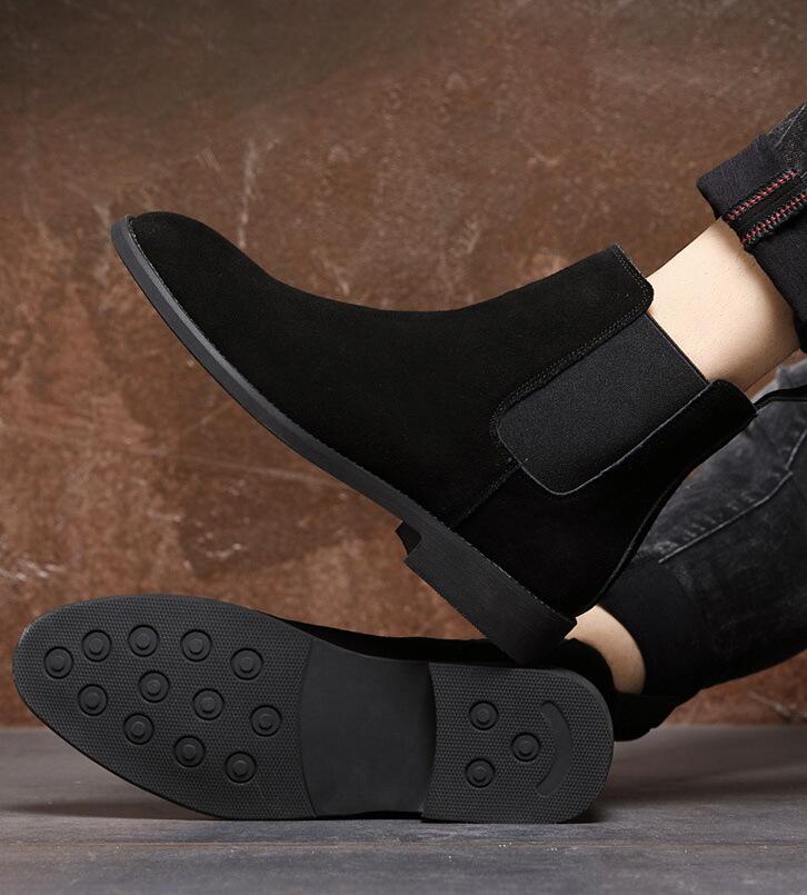 Autumn and Winter British Martin Boots Pointed Casual Shoes Leather High-top Men's Chelsea Boots Motorcycle Boots Suede Black color