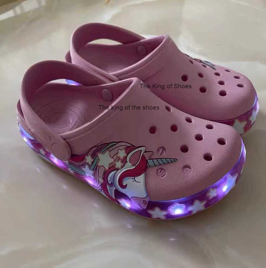 Designer Kids Slippers Cartoon Summer Beach crsc Shoes For Children dinosaur Outdoor Boys Garden Clogs Unicorn Non Slip Girls LED lights, Crst2222
Designer Kids Slippers Cartoon Summer Beach crsc Shoes For Children dinosaur Outdoor Boys Garden Clogs Unicorn Non Slip Girls LED lights, Crst2222