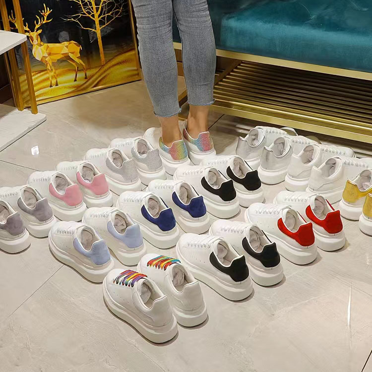 2023 Men Women Casual Shoes Lace Up Flat Comfort Pretty Trainers Daily Lifestyle Luxury Size EUR Sneakers
2023 Men Women Casual Shoes Lace Up Flat Comfort Pretty Trainers Daily Lifestyle Luxury Size EUR Sneakers