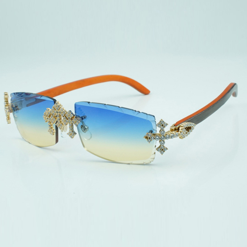 Cross diamond cool sunglasses 3524031 with natural orange wooden legs and 57 mm cut lens
Cross diamond cool sunglasses 3524031 with natural orange wooden legs and 57 mm cut lens