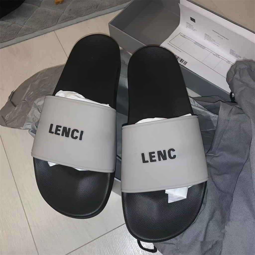 Fashion Designer Slides Mens Slippers Bag Bloom Flowers Printing Leather Web Black Shoes Fashion Luxury Summer Sandals Beach Sneakers Large Size 35-46 High Qualitys, #2
Fashion Designer Slides Mens Slippers Bag Bloom Flowers Printing Leather Web Black Shoes Fashion Luxury Summer Sandals Beach Sneakers Large Size 35-46 High Qualitys, #2