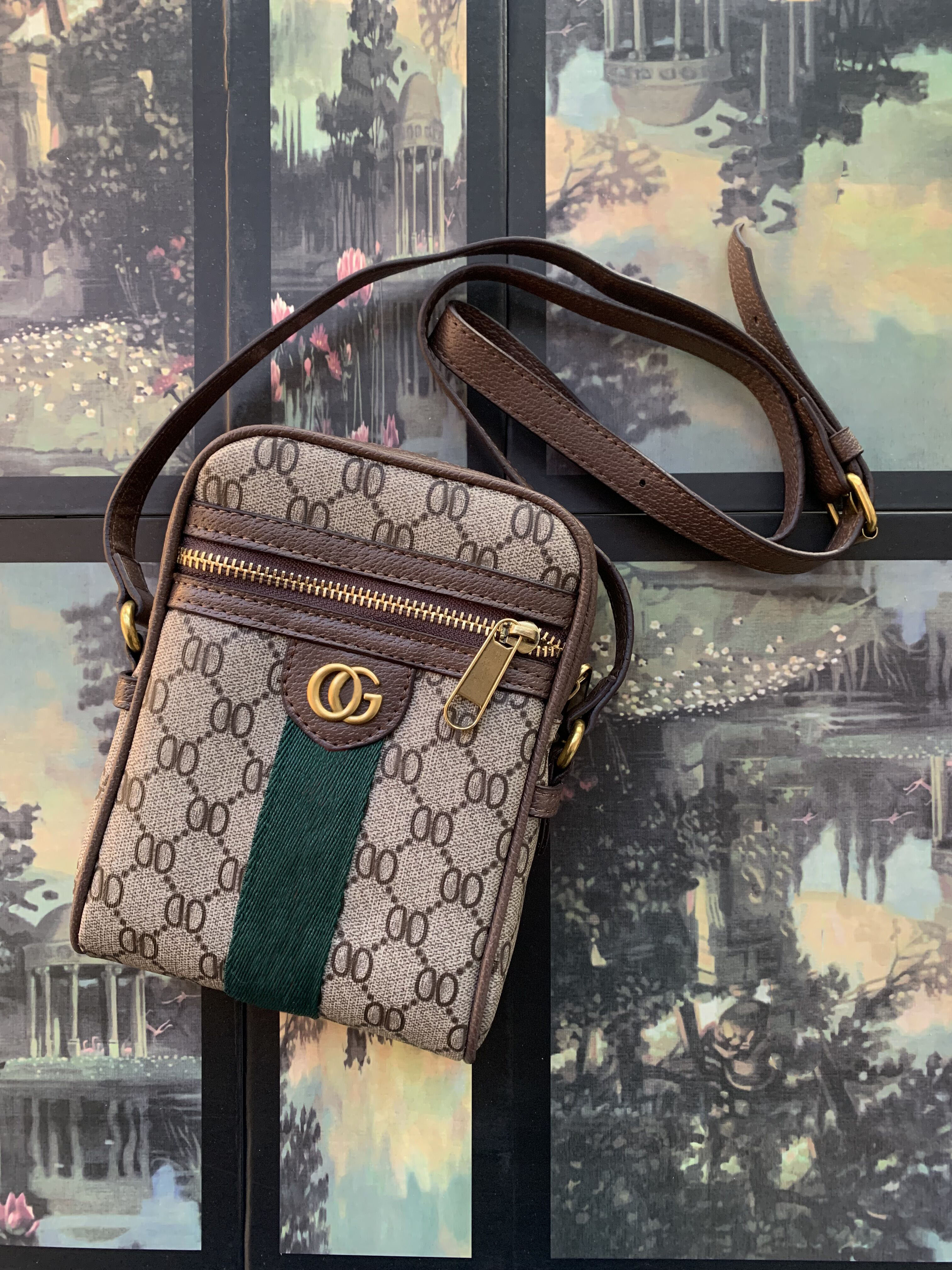 598127 Top Canvas Leather Shoulder Bags Women High Quality gg Ophidia Shoulder Cell Phone Messenger Crossbody Bags Purse Women's Handbags Wallet Have Box, Grey
598127 Top Canvas Leather Shoulder Bags Women High Quality gg Ophidia Shoulder Cell Phone Messenger Crossbody Bags Purse Women's Handbags Wallet Have Box, Grey