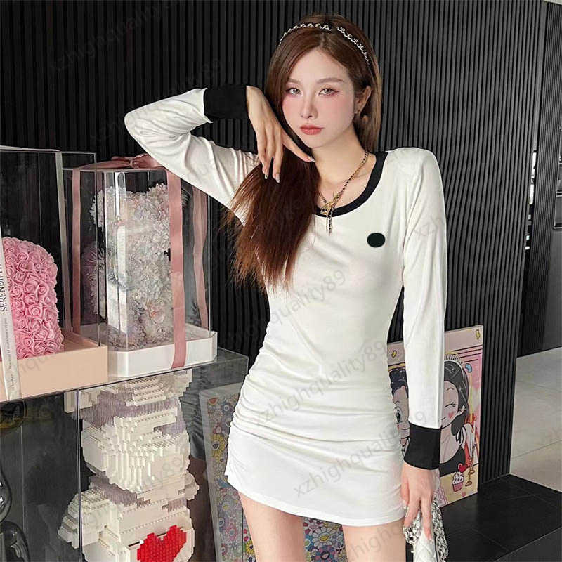 Womens Designer Dress Sexy Summer Dresses Vestidos Largos Elegantes Senior Stylist Academy Style Elegant Skirts Fashion Plus Size Women Clothing RF9T
Womens Designer Dress Sexy Summer Dresses Vestidos Largos Elegantes Senior Stylist Academy Style Elegant Skirts Fashion Plus Size Women Clothing RF9T
